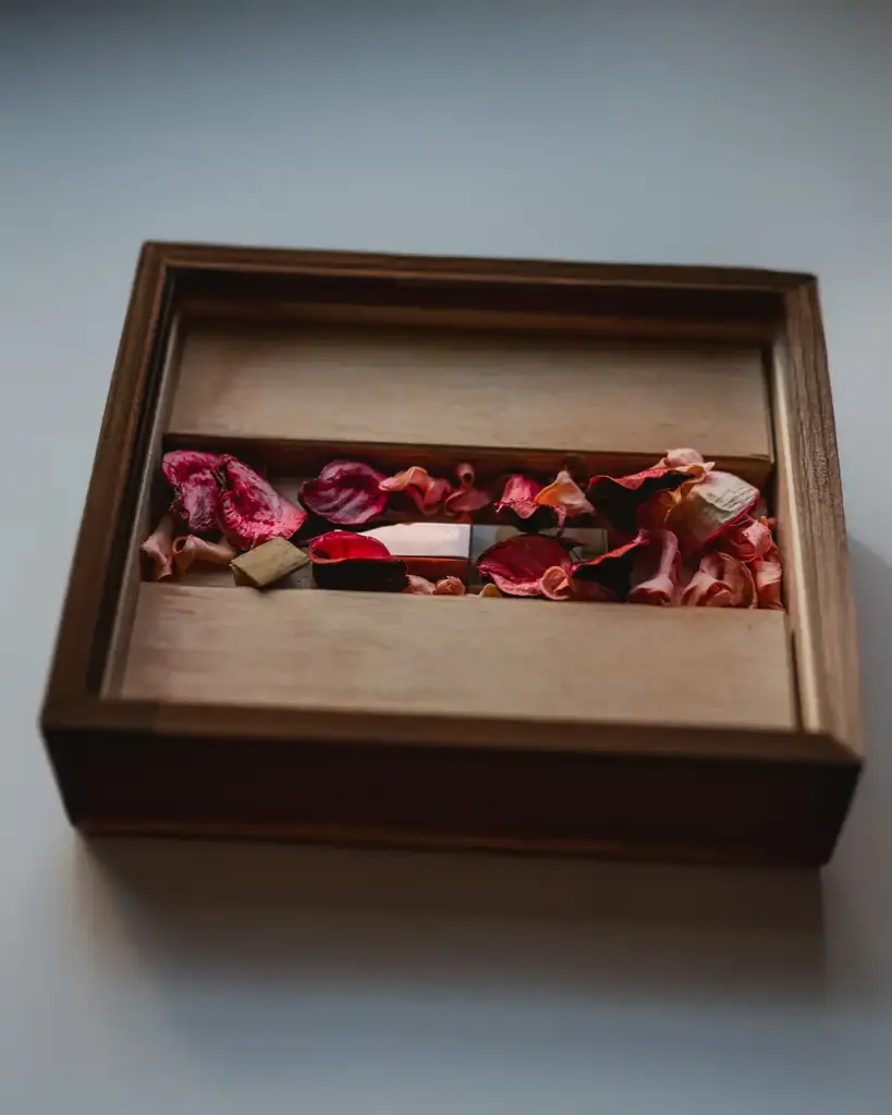 USB Holzbox Hochzeit Ehepaar Wedding Holzbraun Rose